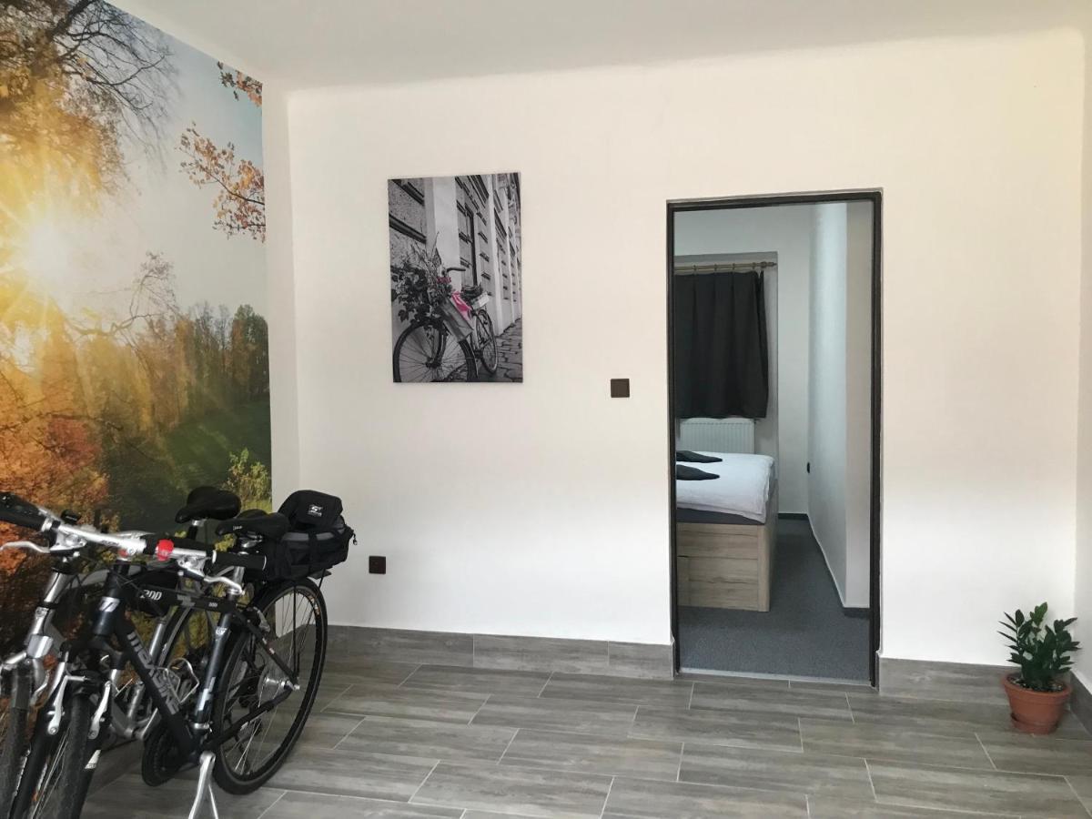Cyklo-Moto Apartman Lomnice nad Luznici Luaran gambar