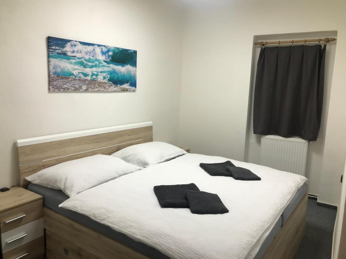 Cyklo-Moto Apartman Lomnice nad Luznici Luaran gambar